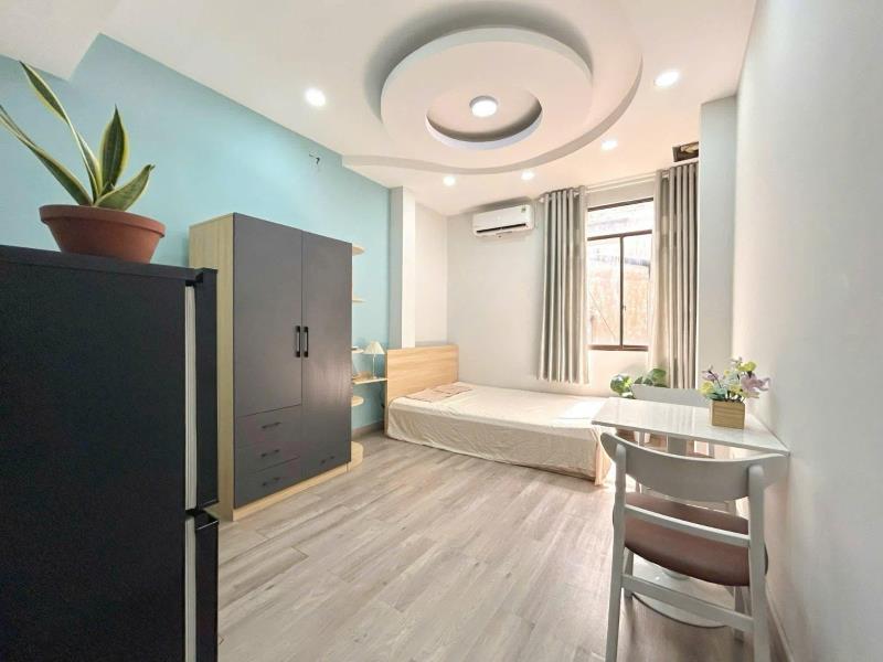 Studio bancon cửa sổ trời full nội thất tại quốc lộ 50 gần đh kinh tế ueh