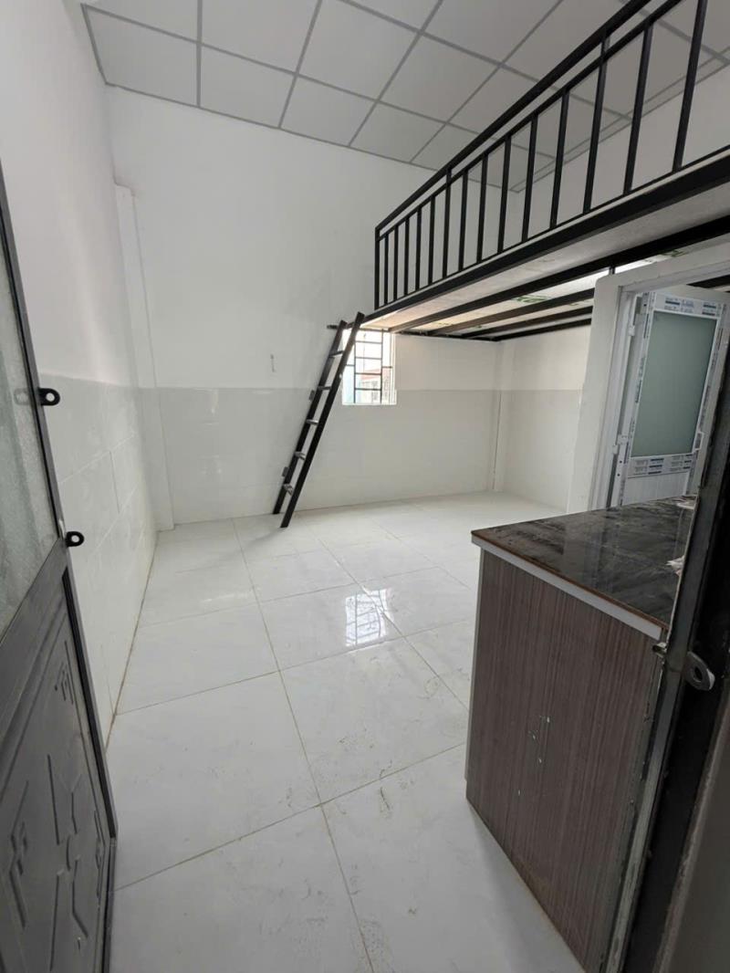 Trọ duplex có cửa sổ gần đại học công thương - đại học văn hiến - Ảnh 2