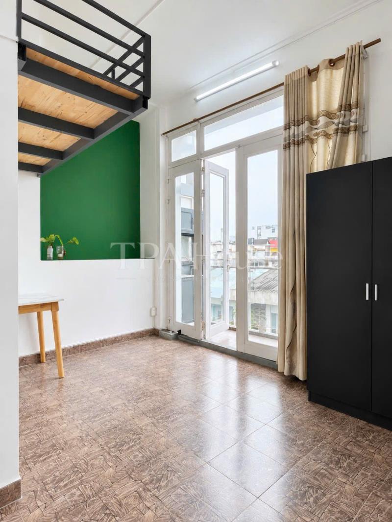 Căn hộ  duplex tân cảng – ban công thoáng, nhiều ánh sáng – cách đh gtvt 700m