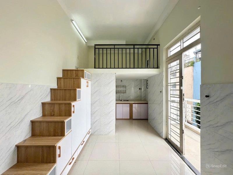 Cho thuê phòng trọ ban công | có gác lửng cao 1m6, nội thất có sẵn ở đường lê thúc hoạch, gần chợ tân hương - Ảnh 2
