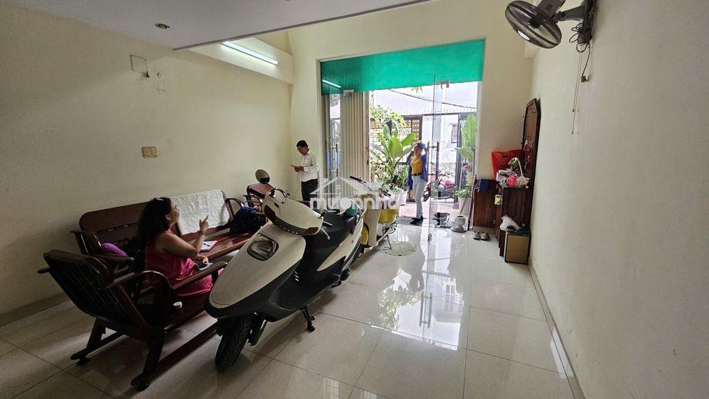 Bán nhà 75m2 ngang  4,3 nở hậu gần đất thánh tân bình không dính tod  - Ảnh 2