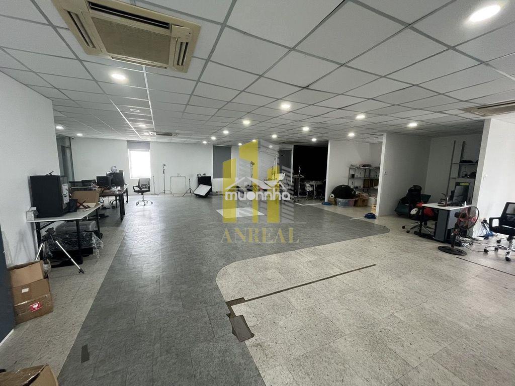 Cho thuê sàn văn phòng 260m2 khu vực trần não giá chỉ 50 triệu - Ảnh 2