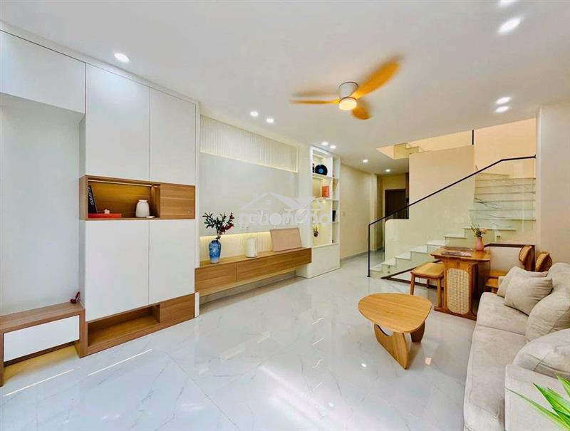 Nhà phố trung tâm giá ngộp – chỉ với 350 triệu