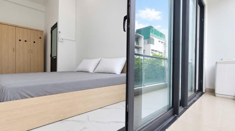 Khai trương căn hộ 2pn ban công - 2 máy lạnh - 2 tủ đồ - 2 giường nệm - máy giặt riêng - ngay đại học văn lang - Ảnh 3