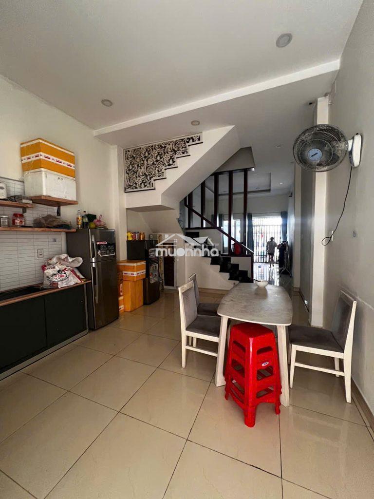 Cho thuê nhà đông hưng thuận 17, 1 trệt 2 lầu, 3pn, 180m², giá 8 triệu - 2