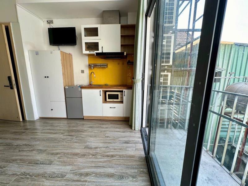Cho thuê phòng ban công - thang máy - full nội thất cao cấp - xa bếp - ở nguyễn xí, bình thạnh gần uef hutech hiu uth ftu  - Ảnh 4