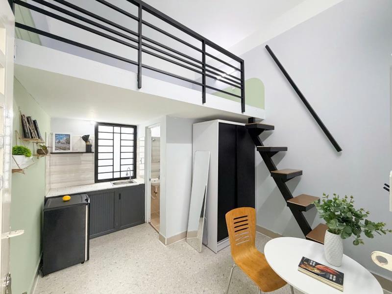 Phòng trọ mới gác cao cửa sổ thoáng full nội thất nguyễn văn đậu gần uef,hutech , gtvt di chuyển tiện sang các quận 1 và hàng xanh