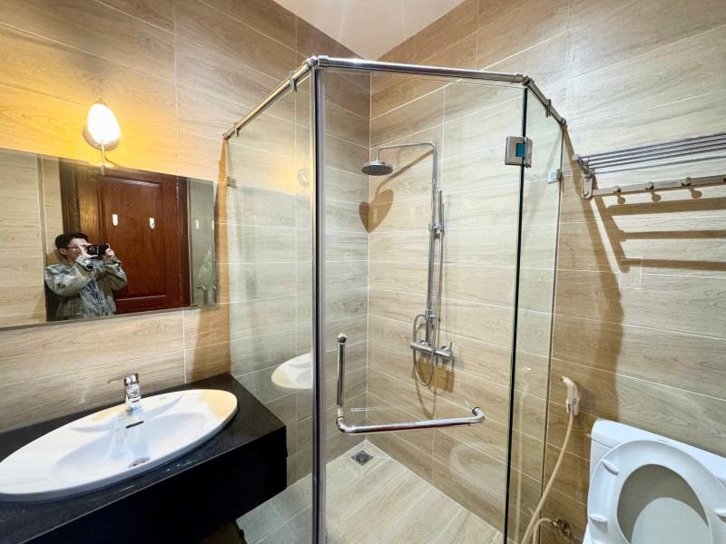 Siêu phẩm thiết kế độc đáo chuẩn tây – bếp và phòng ngủ riêng biệt, ban công siêu to khổng lồ  - Ảnh 4