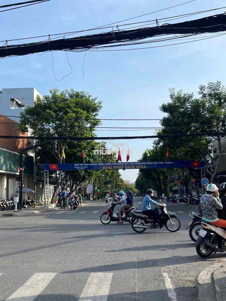 Cho thuê nhà nguyên căn mặt tiền nguyễn thị thập quận 7