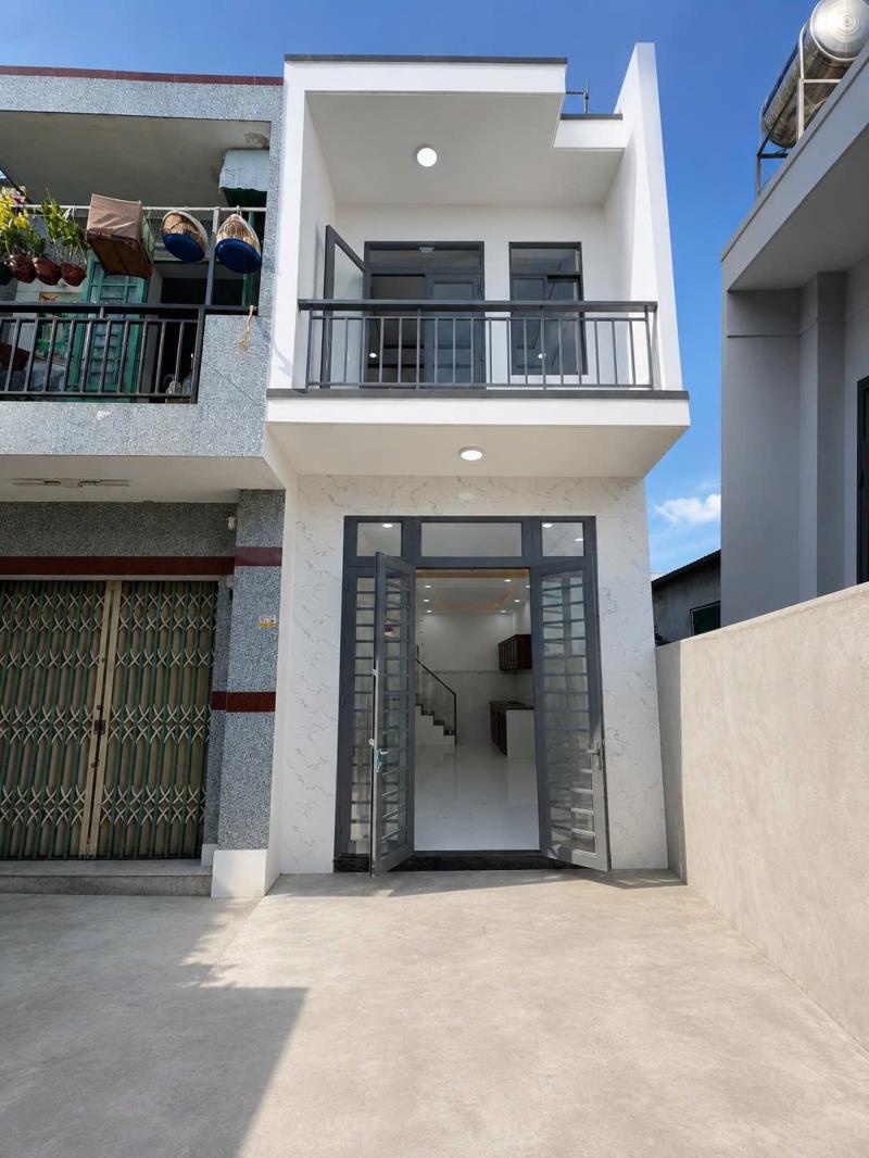 Chỉ 600tr là có ngay nhà ở liền trệt lầu nhà mới 2pn 2wc 4m*8m