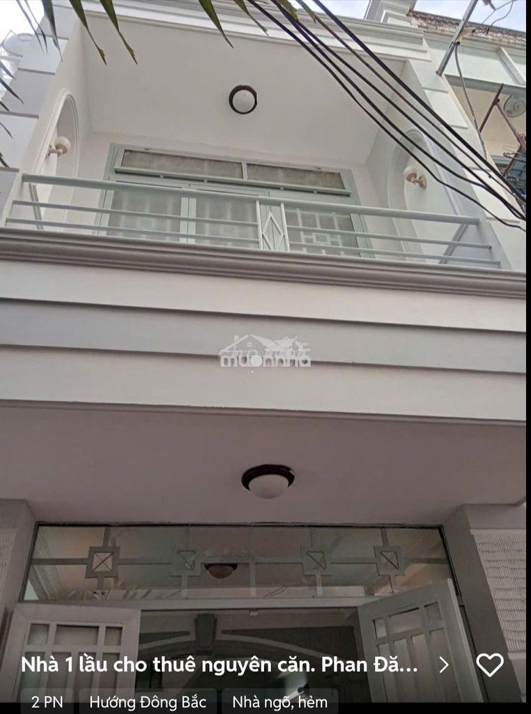 Cách mạng tháng 8,dt 1 trệt,1 lầu,3 phòng.chủ nhà.