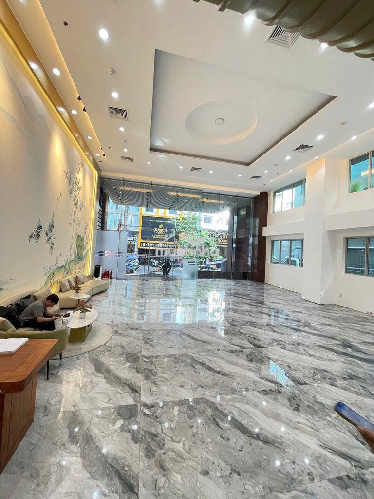 Văn phòng sang trọng cao cấp sàn 250m2 ngay khu tt q1 bậc nhất sài gòn