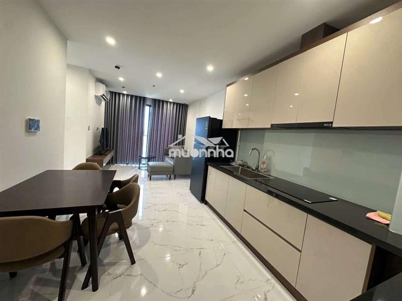 Cho thuê căn hộ 3 phòng ngủ full nội thất view sông