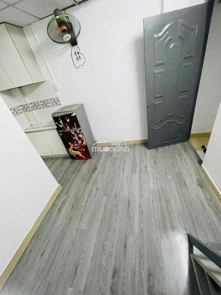 Phòng dưới trệt bếp wc gác máy lạnh tủ lạnh - 3
