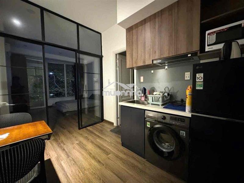 Studio - full nội thất - tách bếp - mới xây - ngay công viên làng hoa