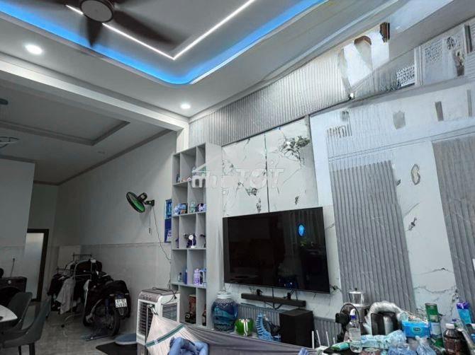 Bán nhà đường nguyễn đức thiệu, phường dĩ an, 104m2, 2pn - Ảnh 3