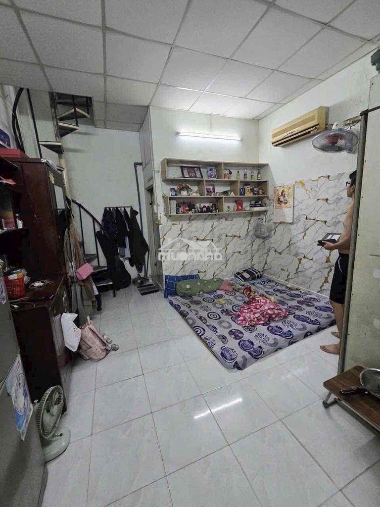 Hiệp nhất - p4 - tân bình - sát sân bay - 4 tầng hoàn công - 3,65 tỷ - 3