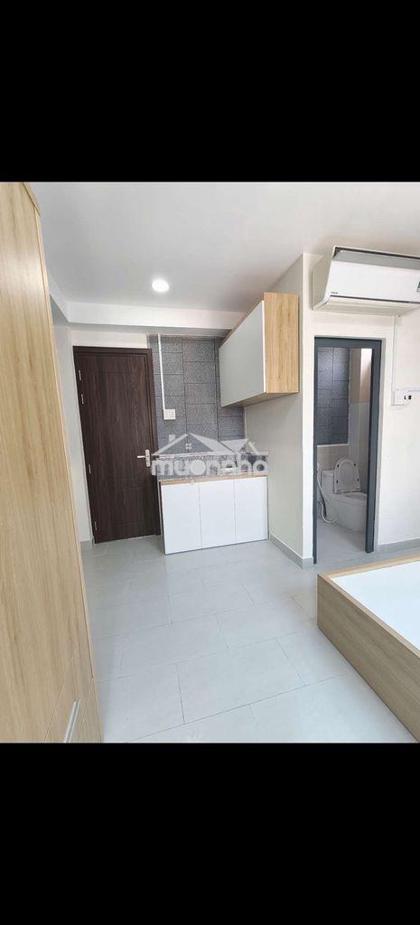 Phòng mới lâm văn bền, full nội thất. cửa sổ ban công - Ảnh 3