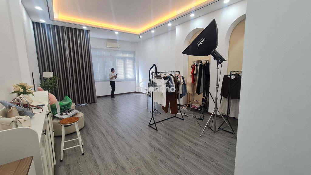 Mặt tiền dc11 - 110m2- lê trọng tấn - 5 tầng - thang máy - 14,3 tỷ - Ảnh 2