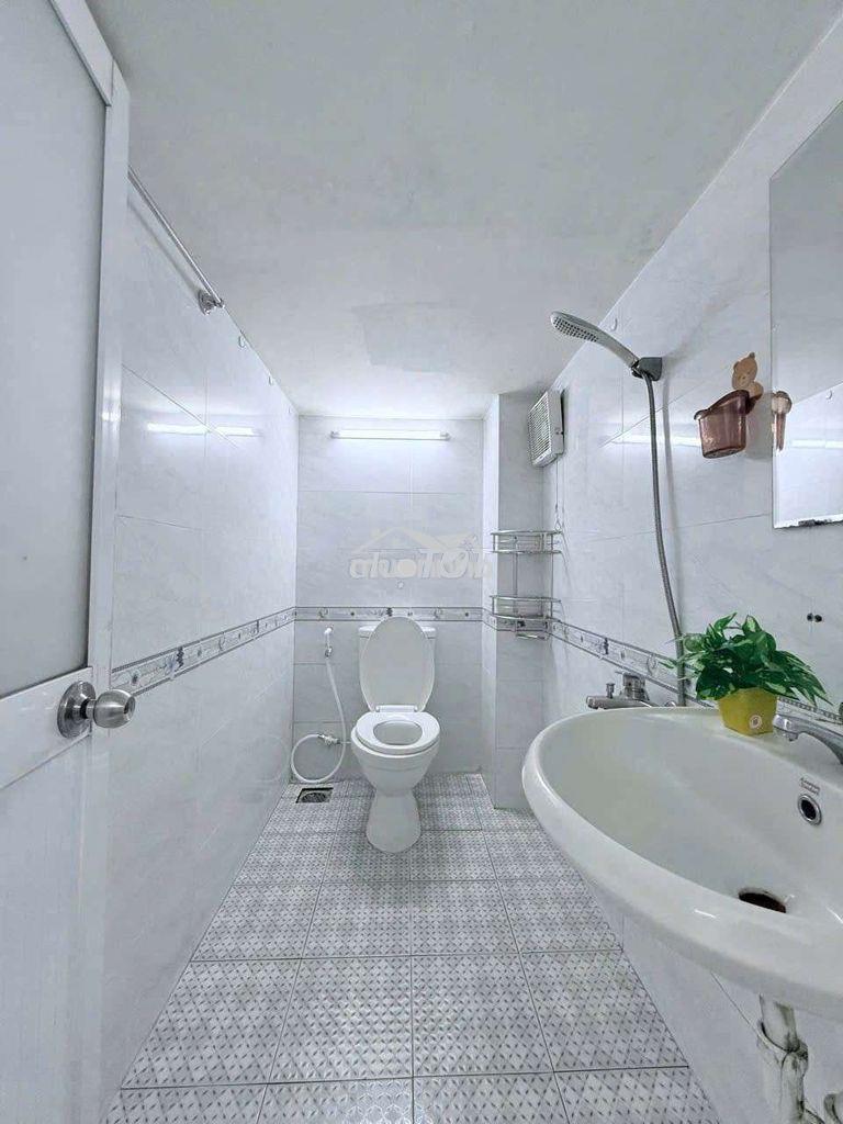 Cho thuê căn hộ 30m2 full nội thất gần ga t3 , etown cộng hòa - Ảnh 4