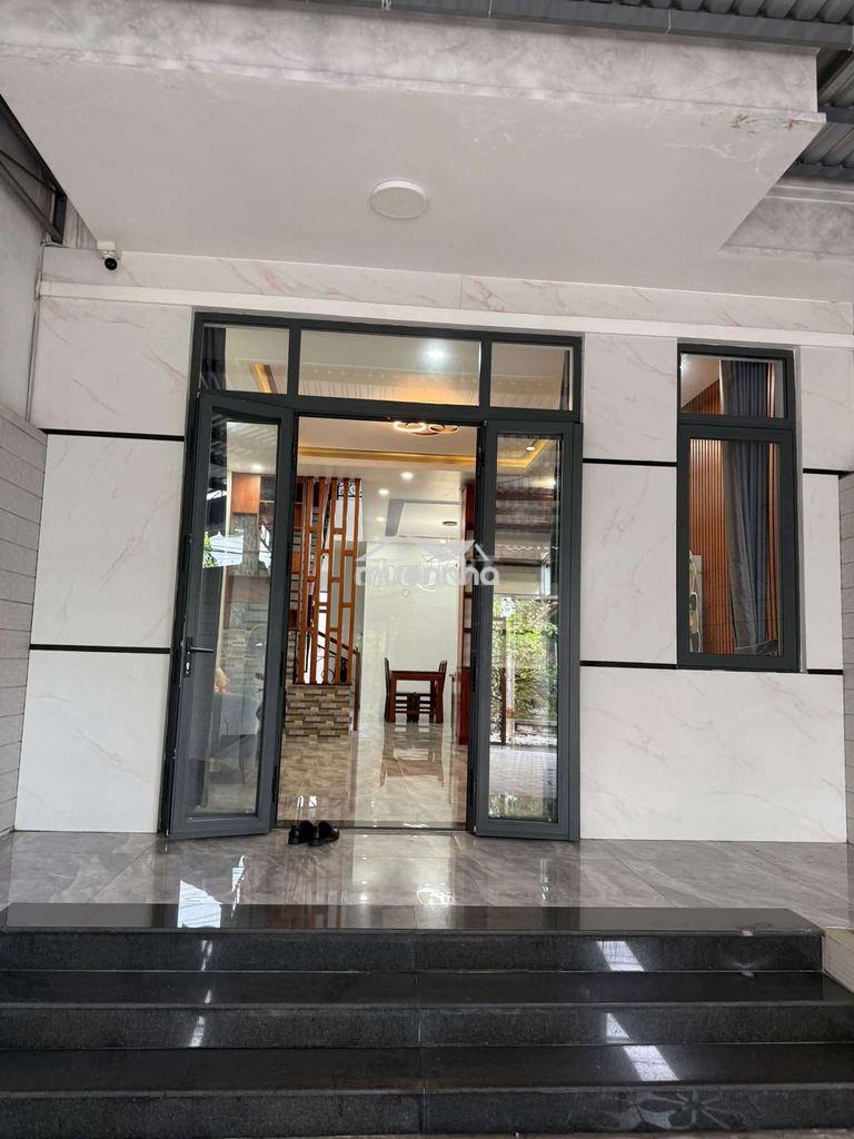 Cho thuê nhà 1 trệt 2 lầu phú lợi thủ dầu một, 5phòng ngủ,có nội thất  - Ảnh 3