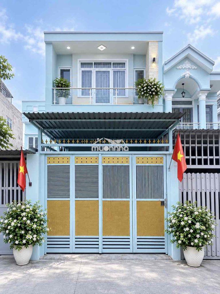 Bán gấp nhà q7 2 tầng 80m2 hẻm oto ngay pmh huỳnh tấn phát