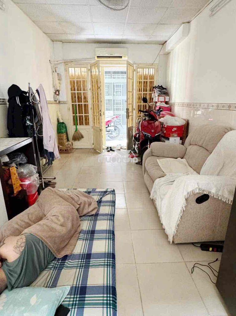 Ngay mặt tiền nam kỳ khởi nghĩa quận 3 2 lầu 2pn chỉ 10tr - Ảnh 2