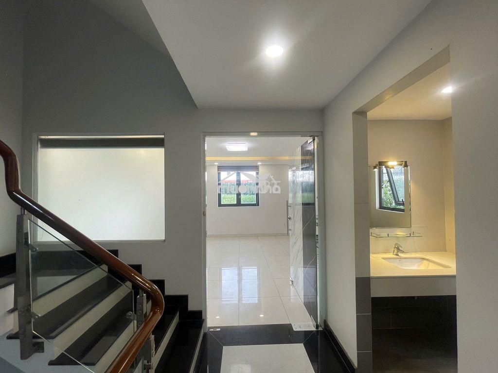 - Giáp q7 -  rộng : 30 m2 cách tđt , rmit , pmh , lotte q7 chỉ 10’ - Ảnh 3