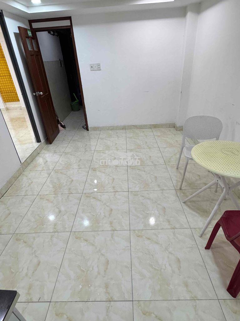 Chdv - 2 phòng ( 1 kín + 1 hở ) - full nt - thang máy - 2