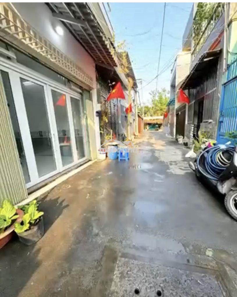 Cần bán nhà ngay chợ, đường bùi văn ngữ - 3