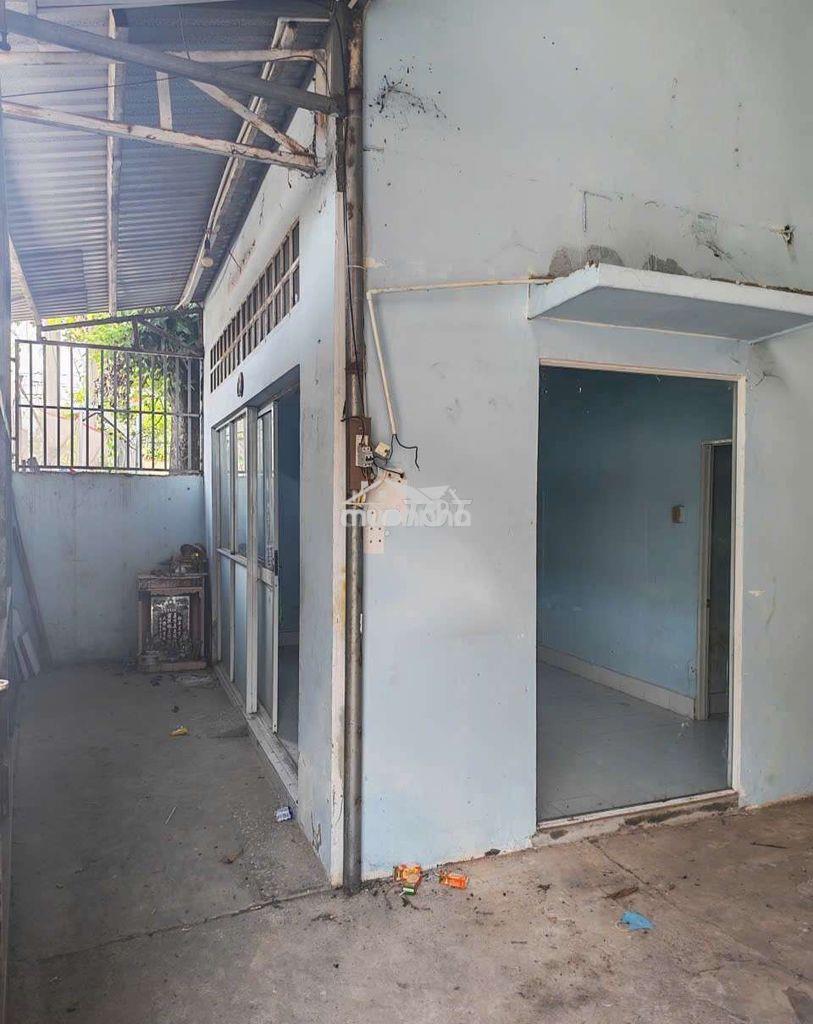 Kho xưởng 230m/10tr có văn phòng - 3