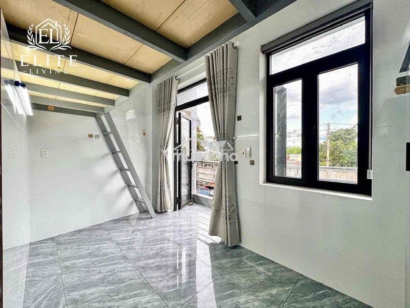 Phòng có gác mới xây đi bộ qua đại học văn lang gò vấp
