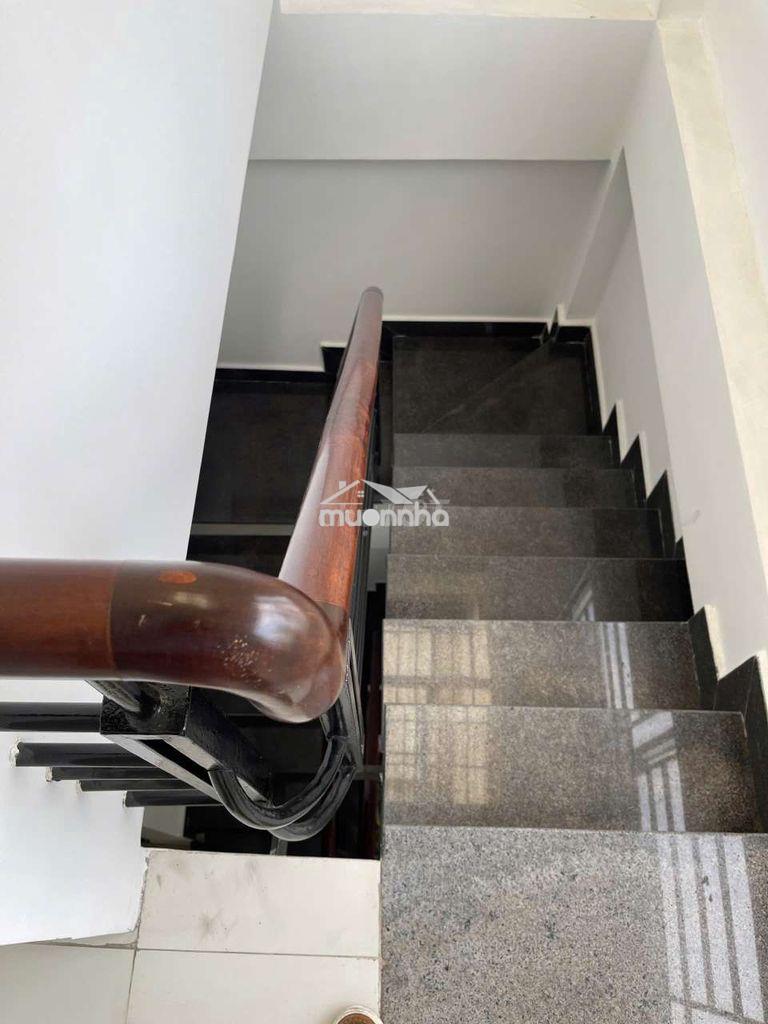 Nhà mới trệt 2 lầu sân thượng, 2pn 3vs, đầy đủ nội thất - Ảnh 4