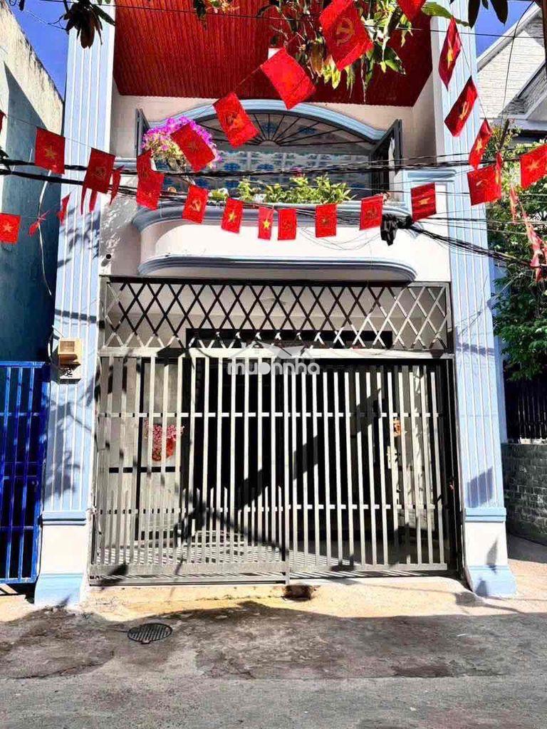 Bán nhà trệt lầu gần trường học dĩ an 123 gần chợ dĩ an