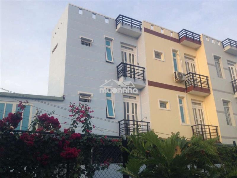 Cho thuê nhà giá rẻ 7trieu 3pn 2wc