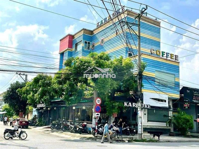 Nhà 3 tấm ngang 10 ngay trung tâm gần bệnh viện dĩ an 