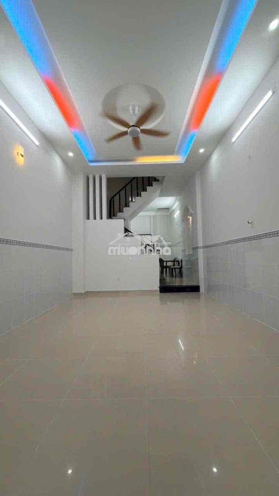 Nhà đs18,sát lê văn quới,mã lò hẻm xe hơi tới nhà dt 4x13m giá 6,x nhỏ - Ảnh 2