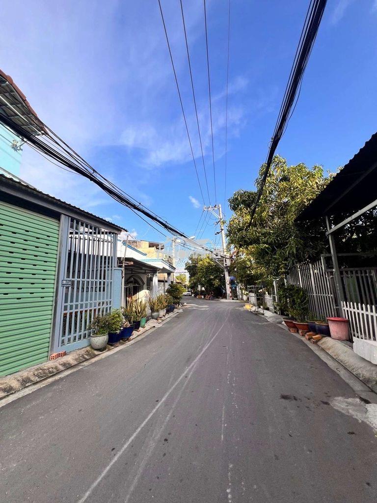 Bán gấp nhà 100m² mặt tiền hẻm 6m lê văn lương, sổ riêng, hoàn công - Ảnh 4