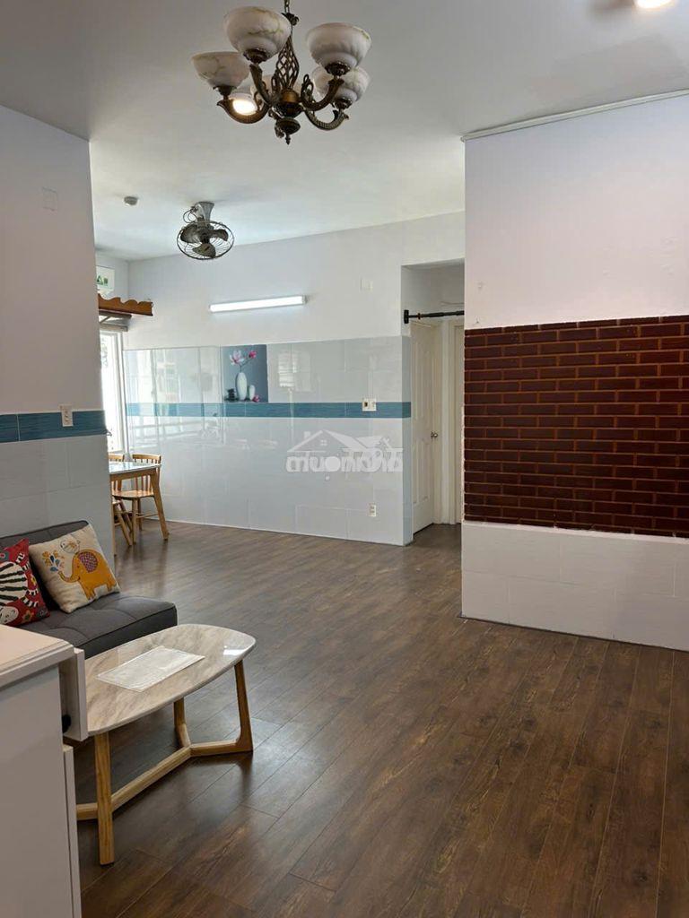 Chính chủ - bán chung cư bàu cát2 thang bộ 55m2 2pn - có sổ.