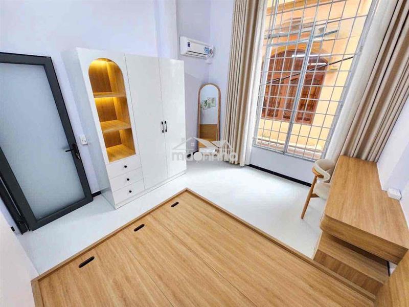 Chính chủ cho thuê 1pn tách bếp + bancol, giếng trời, full nội thất