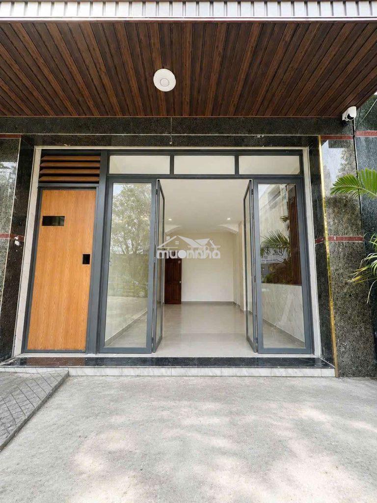 Chính chủ cho thuê mặt bằng ngay gần vincom