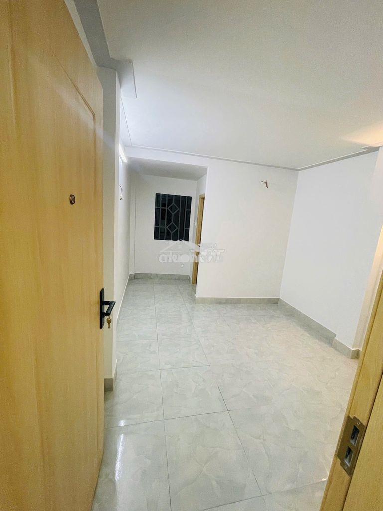 Chính chủ bán nhà mới  gấp dt:40m2 giá 3,85 tỷ lầu ,sh,hbp,tđ - 3
