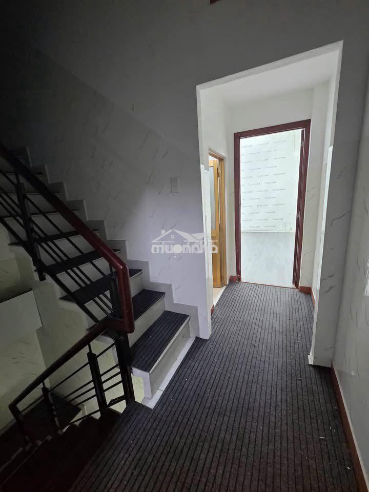 Cho thuê mt trương vĩnh ký 4 x 20 m đúc 3 lầu : 4 pn , 4 wc - 3