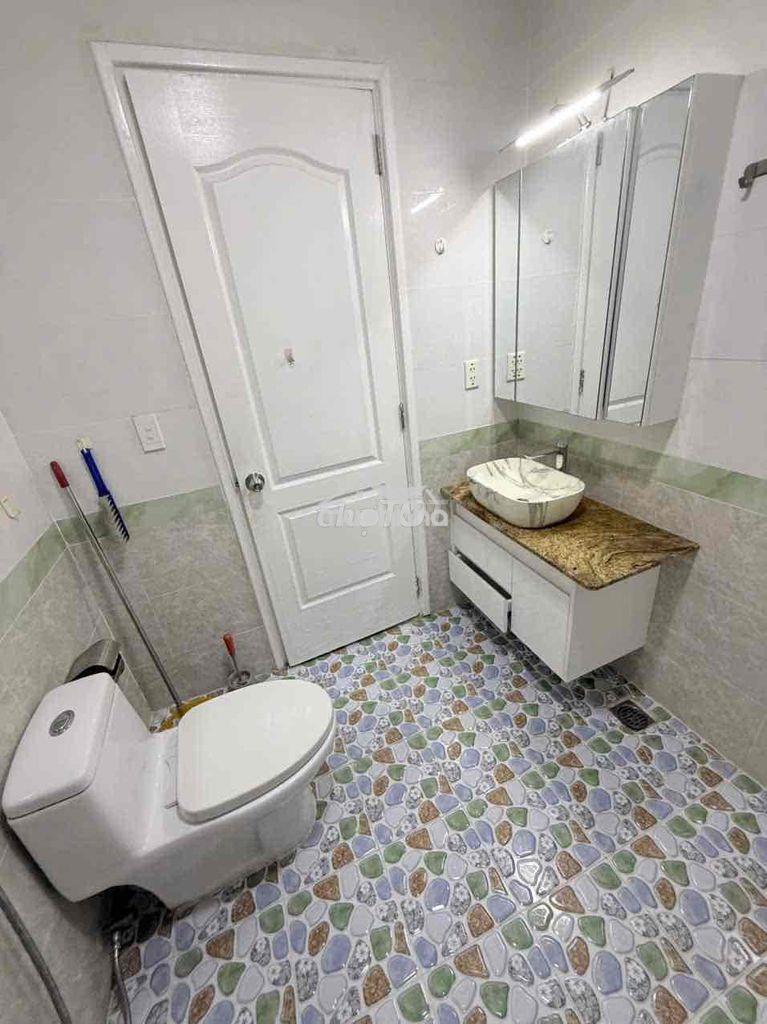 Căn hộ cao cấp carina plaza 2 phòng góc wiew võ văn kiệt 11 triệu - Ảnh 3
