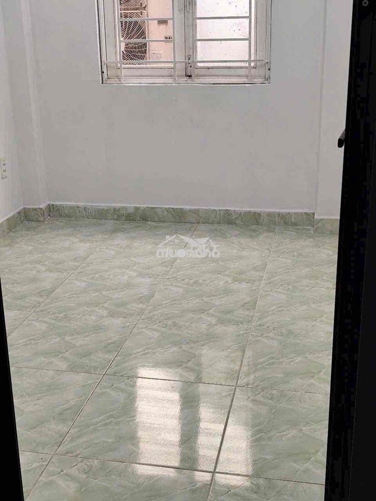 Cho thuê nhà nguyên căn – đường tô hiến thành - quận 10 - 6pn - 4wc - - Ảnh 3