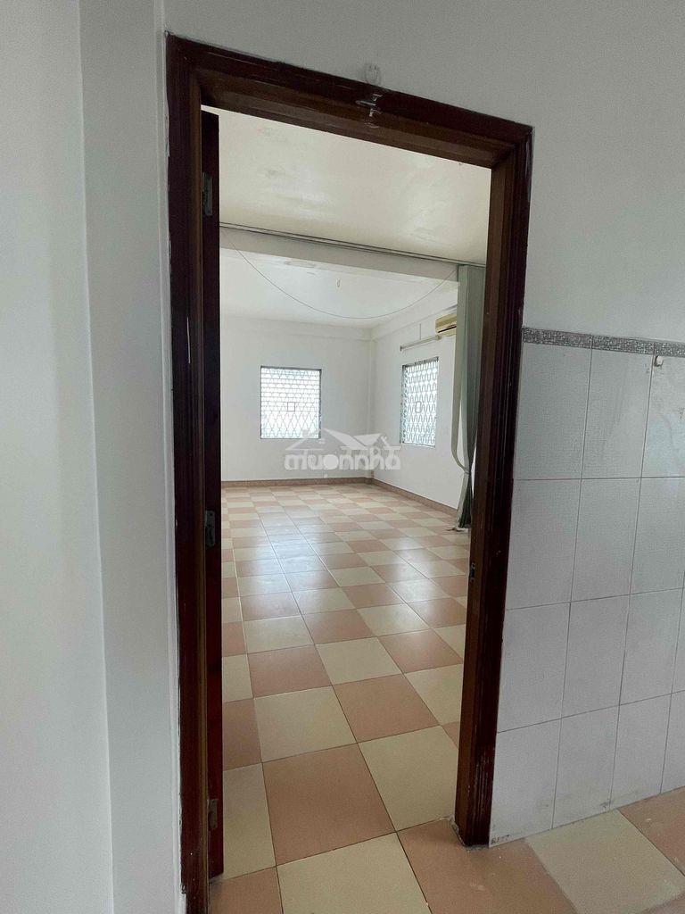 Cho thuê phòng 85 ngô gia tự, q10 - Ảnh 4