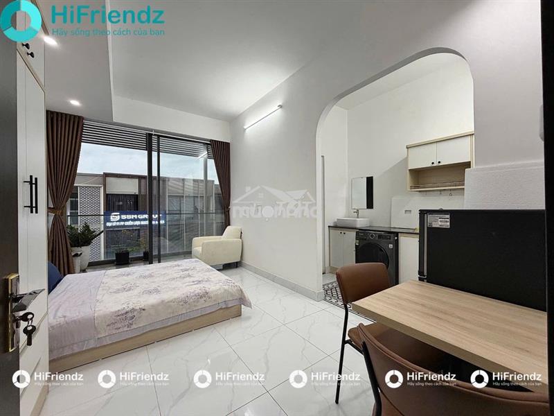 Trống sẵn căn hộ full nội thất, ban công riêng, ngay globalcity