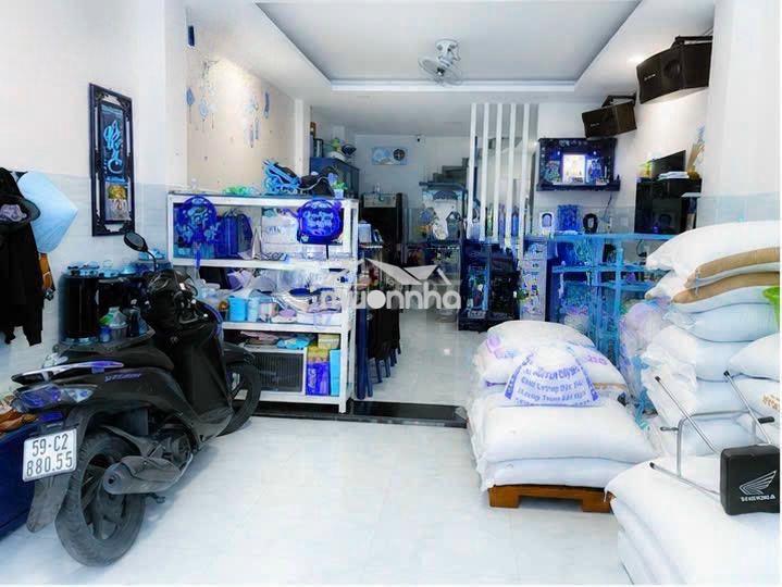 Bán nhà hẻm xe hơi 6m, dt 4.2x15m, 3 tầng 3pn, kdbb, chỉ 8.x tỷ