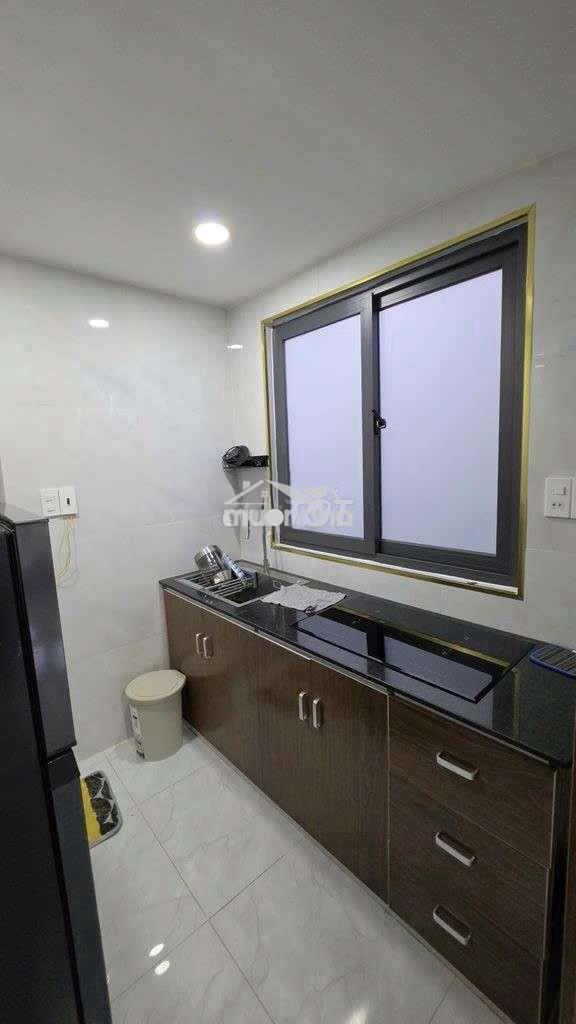 Cho thuê nhà 3 tầng nguyễn thị minh khai 2pn 3wc - mới đẹp - ở ngay - Ảnh 2