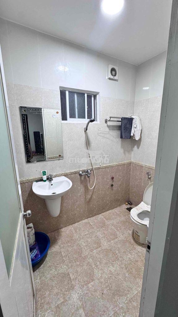 Pass phòng đi bộ cao đẳng công thương , tách bếp ban công - Ảnh 4